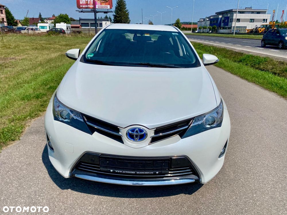 Toyota Auris - 4