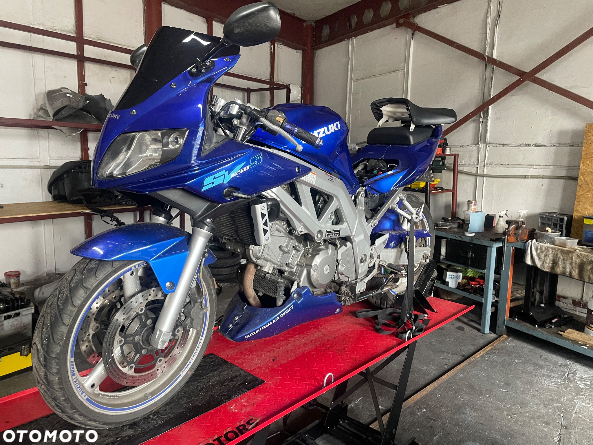 Suzuki SV - 24