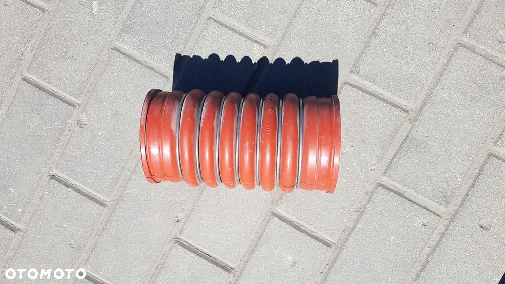 PRZEWÓD WĄŻ GUMA ŁĄCZNIK INTERCOOLERA CZERWONY DAF XF 106 480 KM LIFT - 1