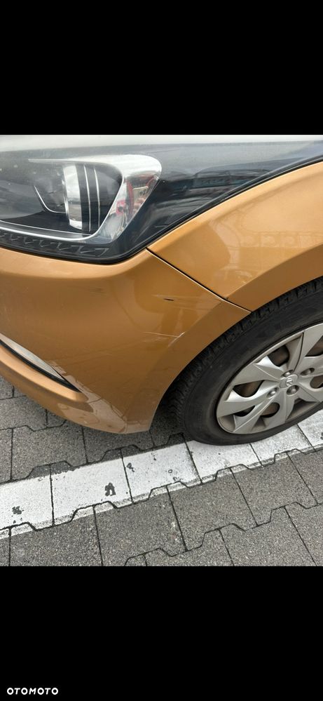 Hyundai i20 - 14