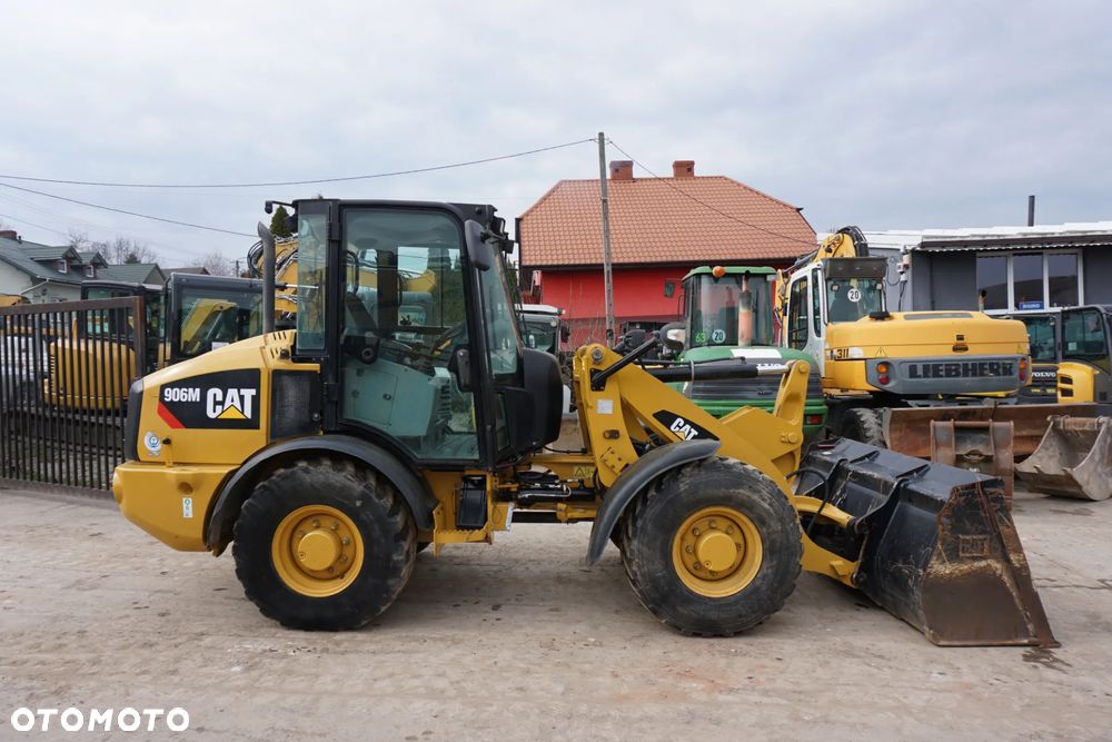 Caterpillar CAT 906 M - 2