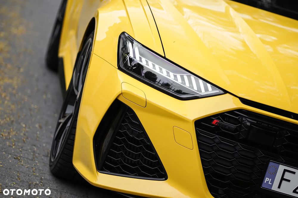 Audi RS6 Avant - 8