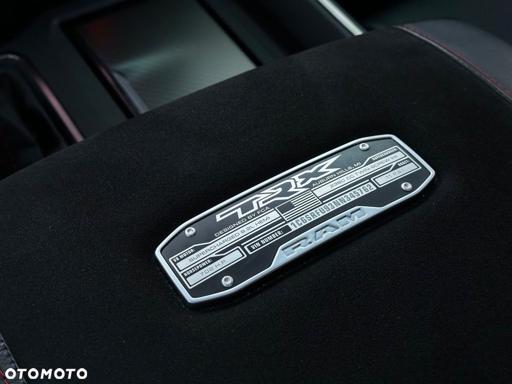 Dodge RAM TRX - 16