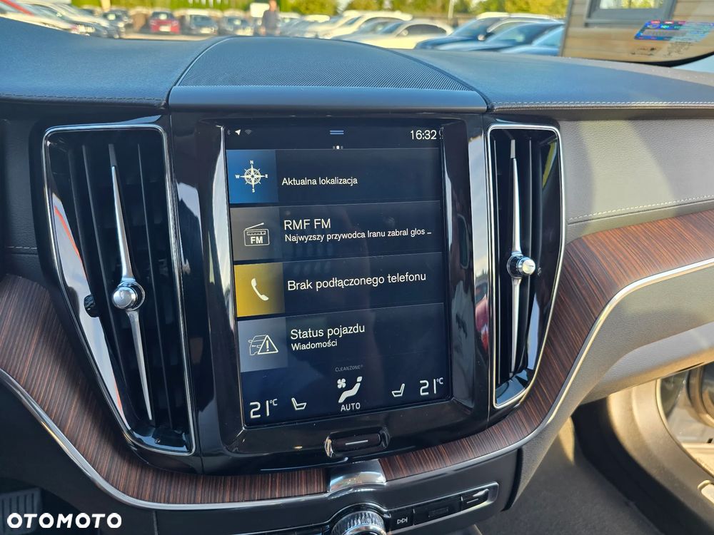 Volvo XC 60 - 30