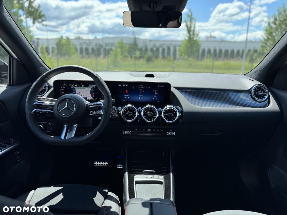 Mercedes-Benz GLA 200 mHEV AMG Line 7G-DCT - 15