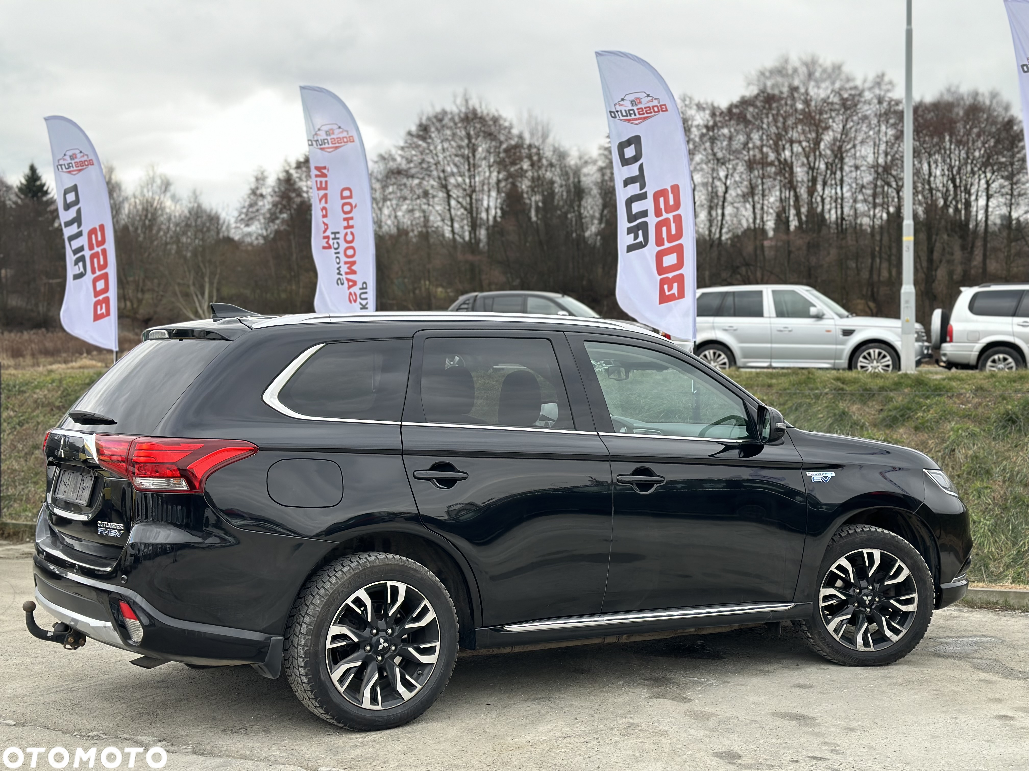 Mitsubishi Outlander 2.0 4WD Plug-In Hybrid - 5