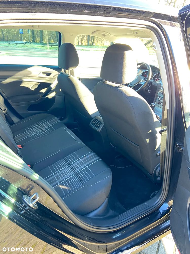 Volkswagen Golf 2.0 TDI BlueMotion Technology Lounge - 20