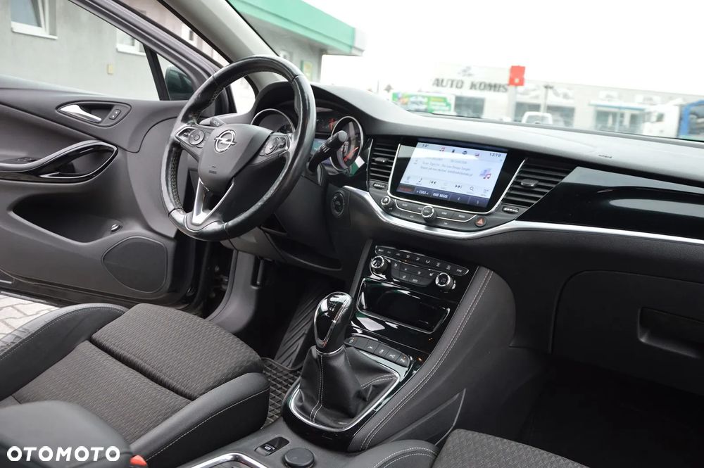 Opel Astra 1.4 Turbo Innovation - 18