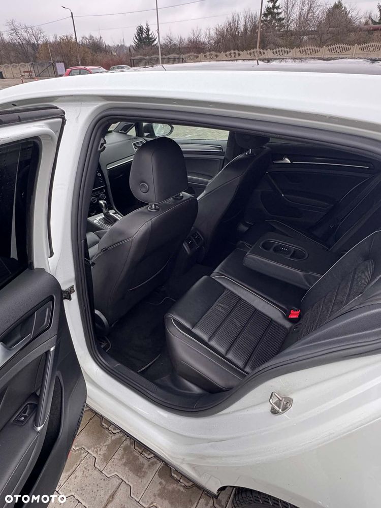Volkswagen Golf - 19