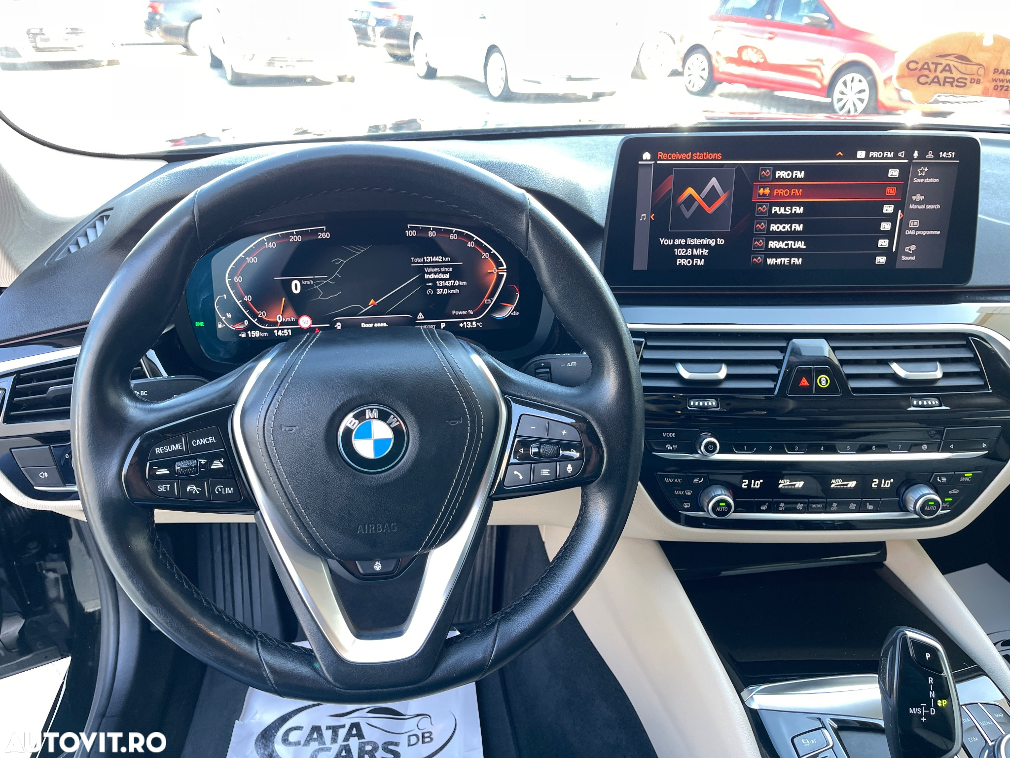 BMW Seria 5 520i AT MHEV - 36