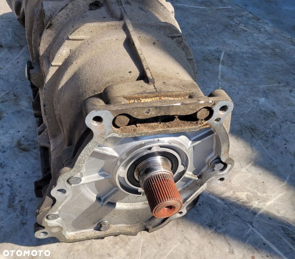 SKRZYNIA BIEGÓW AUTOMAT KONWERTER GM P34 BMW X3 E83 M54B25 2.5B - 7