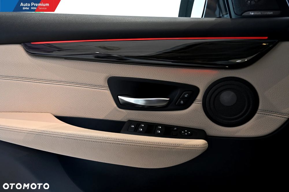 BMW Seria 2 220i Gran Tourer Luxury Line - 11
