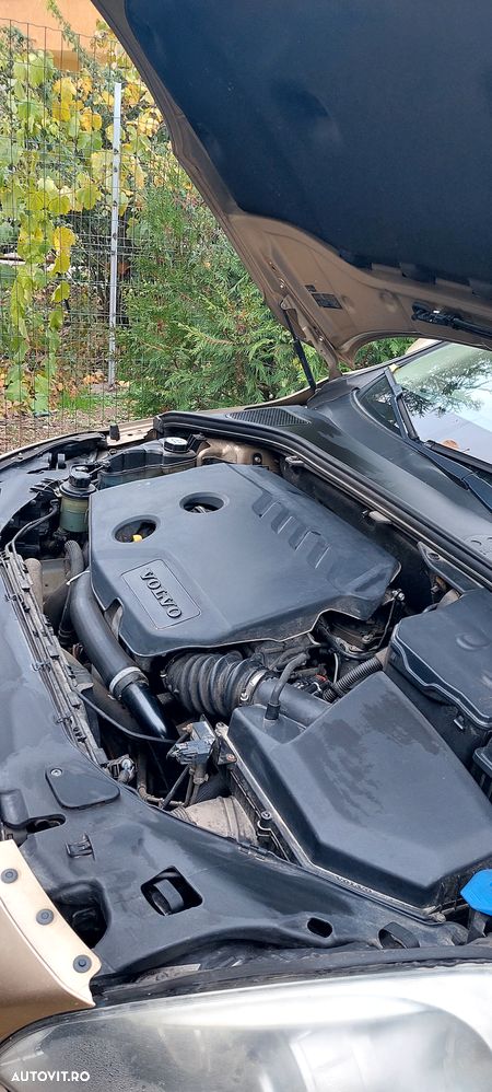 Volvo V60 DRIVe Start-Stop Kinetic - 3