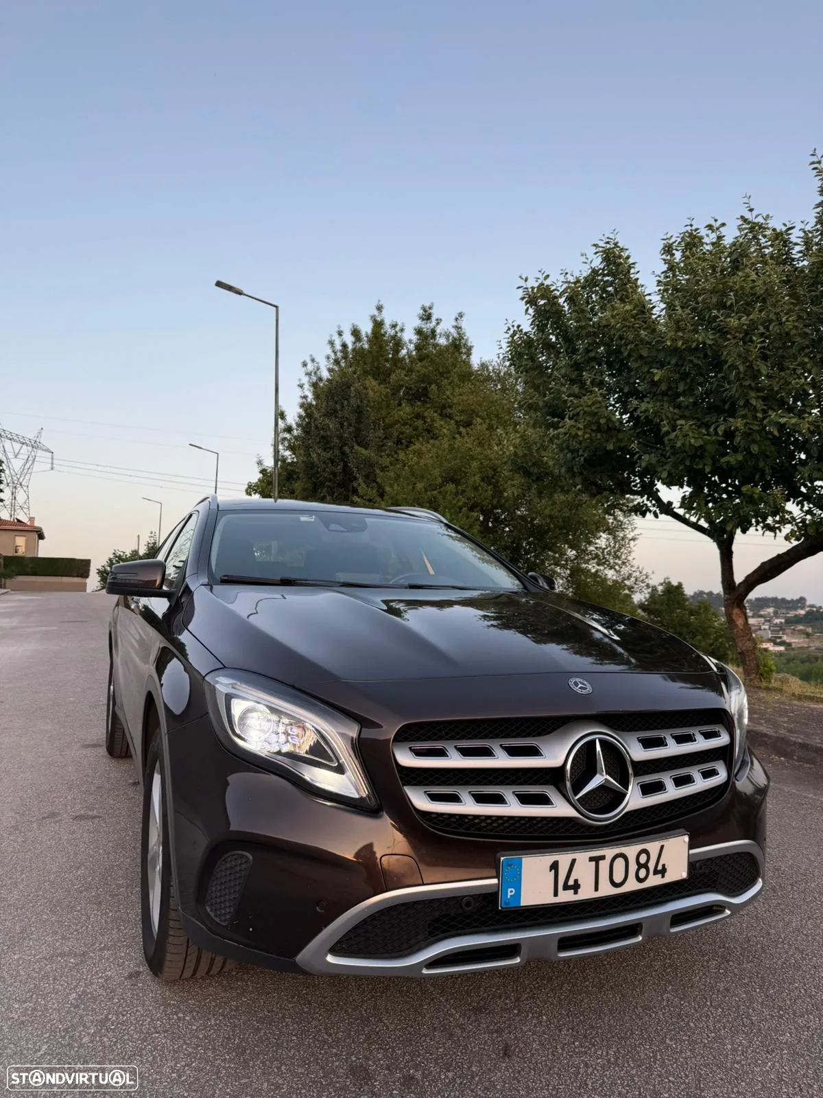 Mercedes-Benz GLA 180 d Aut. - 18