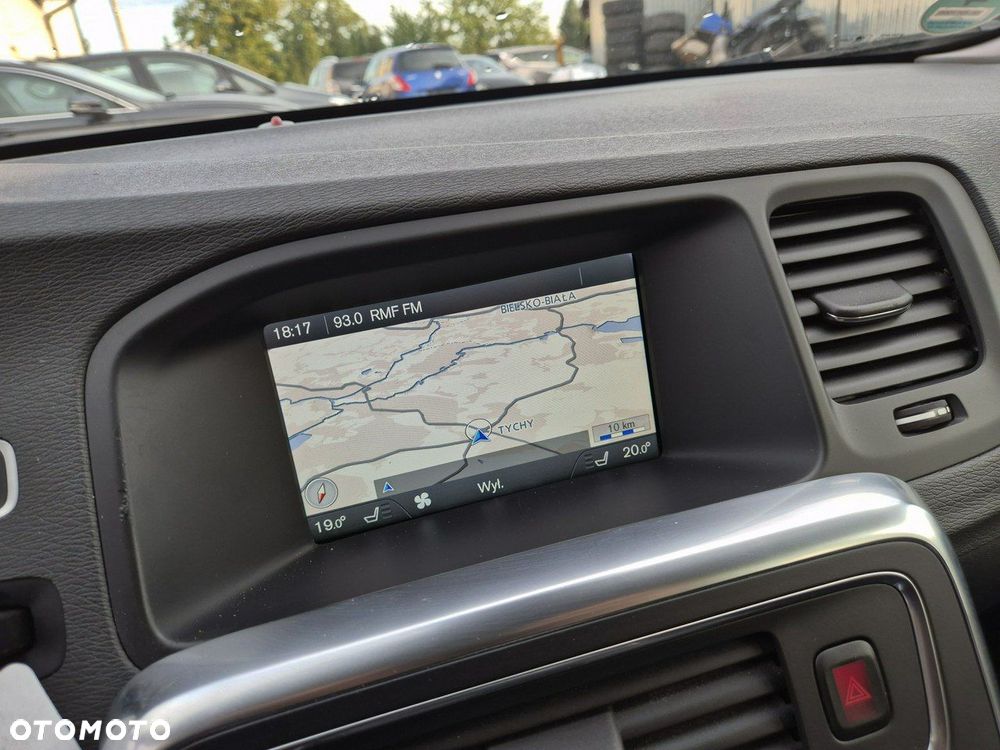 Volvo V60 D3 Geartronic Momentum - 15