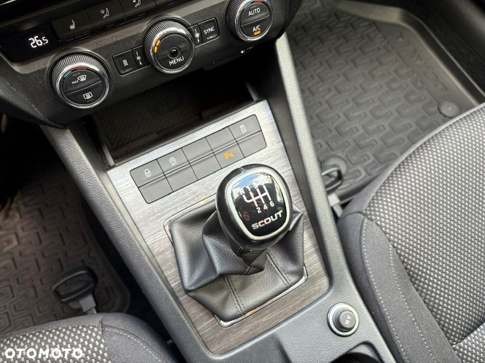 Skoda Octavia 2.0 TDI (Green tec) 4x4 Ambition - 23