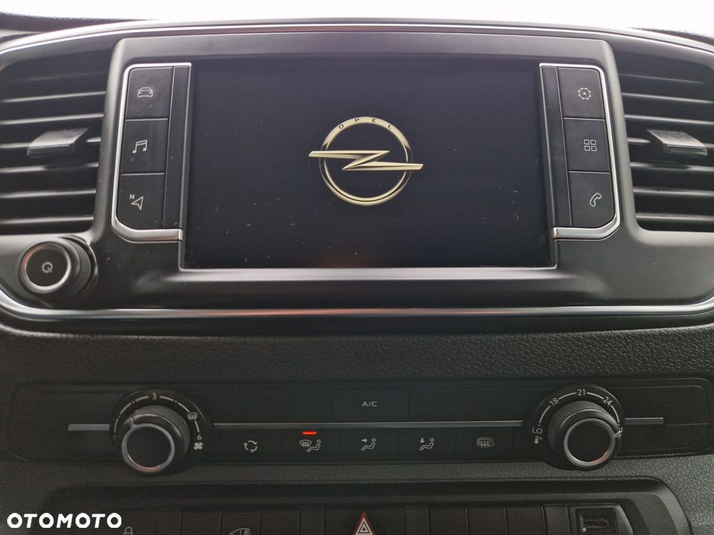 Opel Vivaro - 22