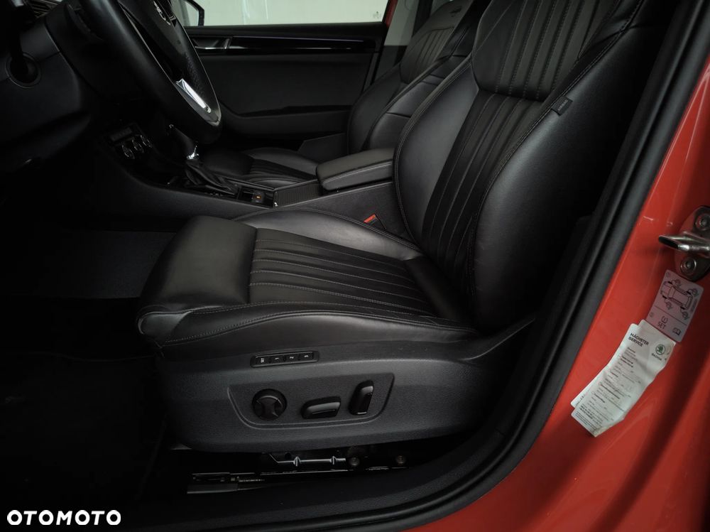 Skoda Superb 2.0 TDI DSG L&K - 10