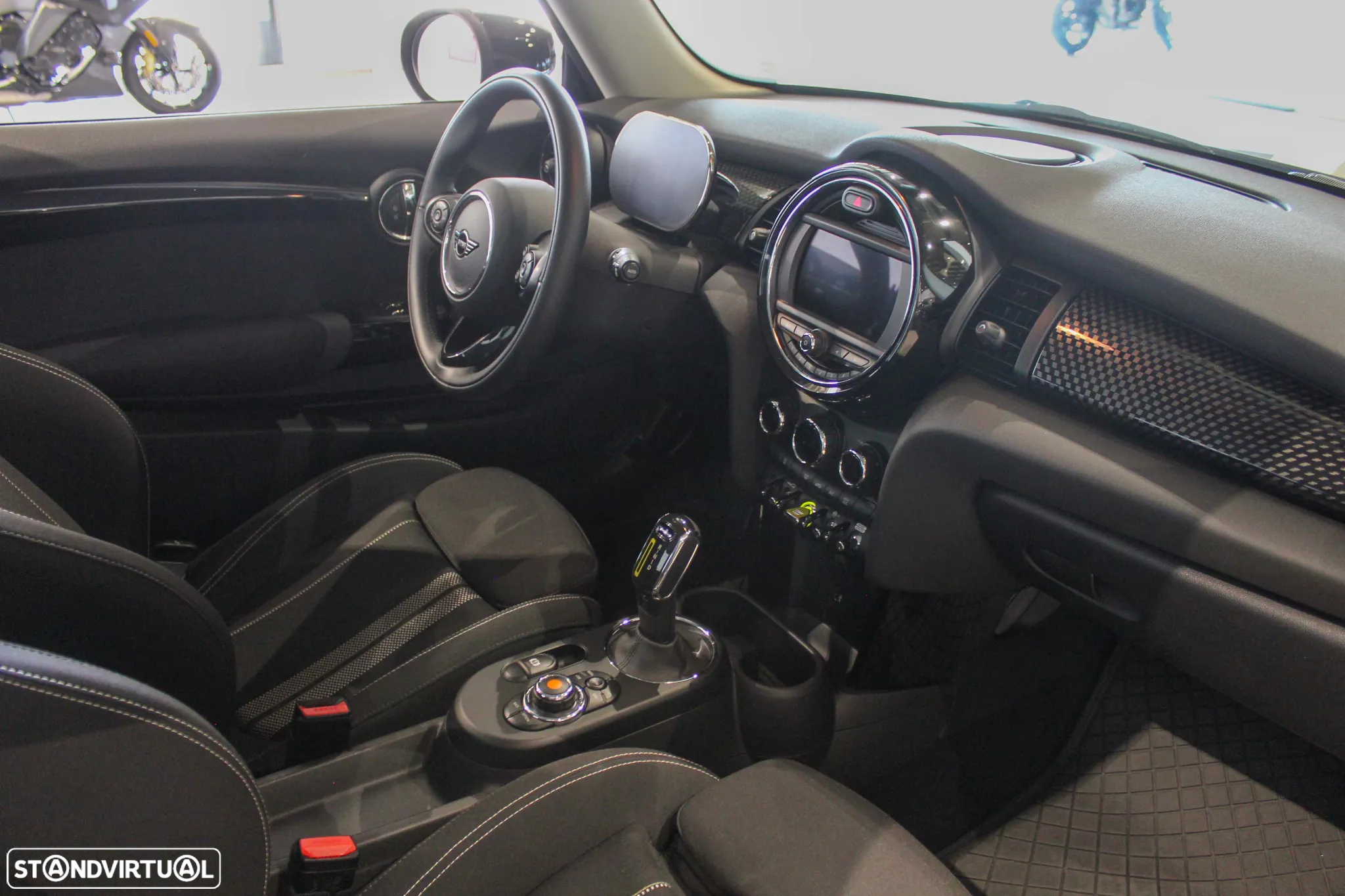 MINI 3 Portas Cooper SE S - 9