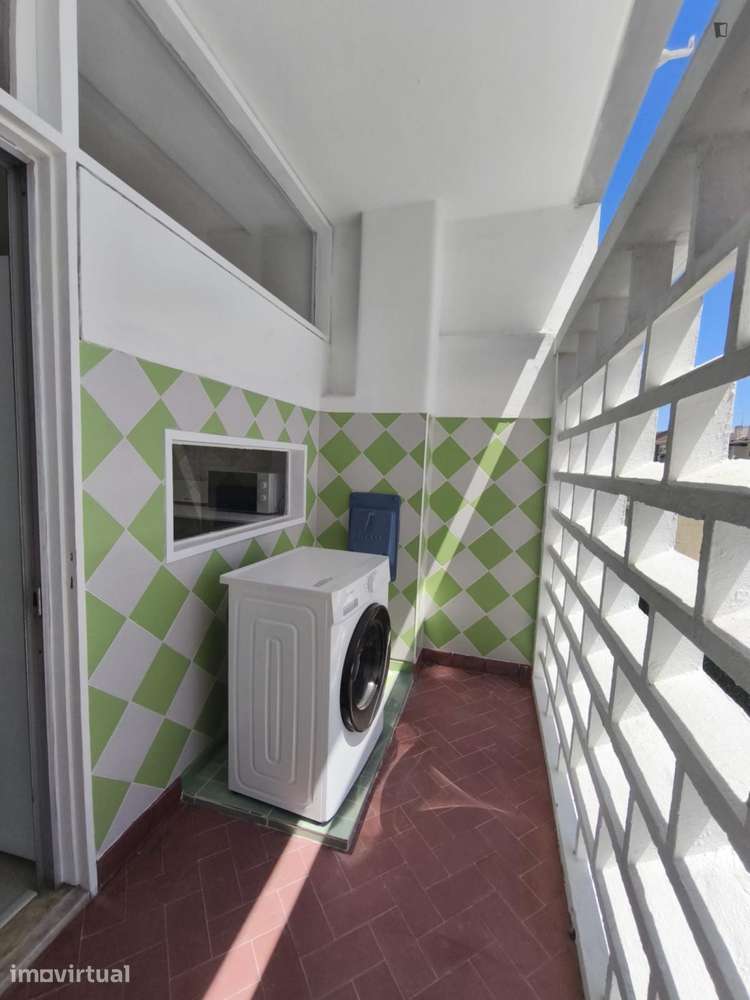 Quarto - localizado em Campo Grande Lisbon - Grande imagem: 4/14
