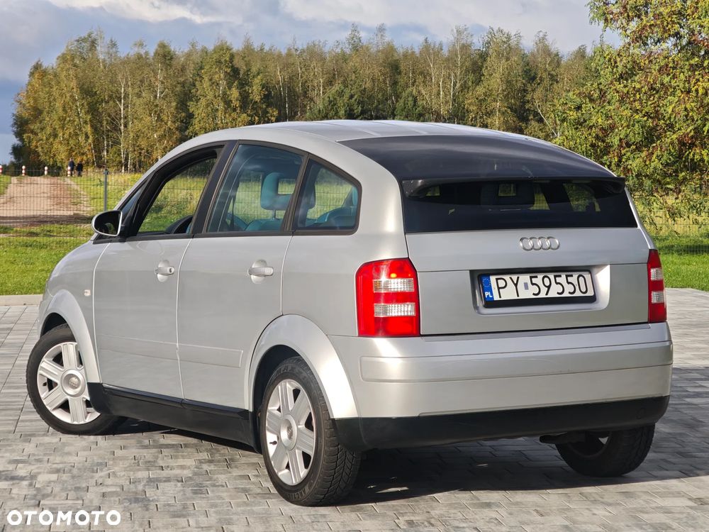 Audi A2 1.6 - 10