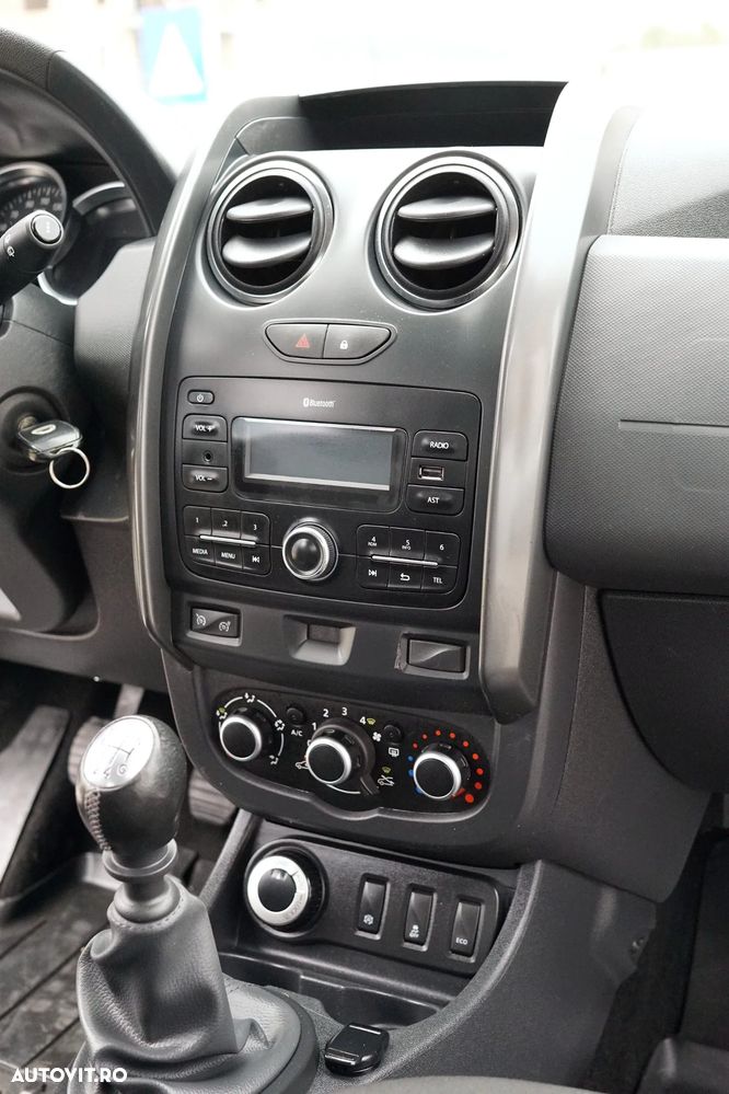 Dacia Duster dCi 110 FAP 4x4 Laureate - 11