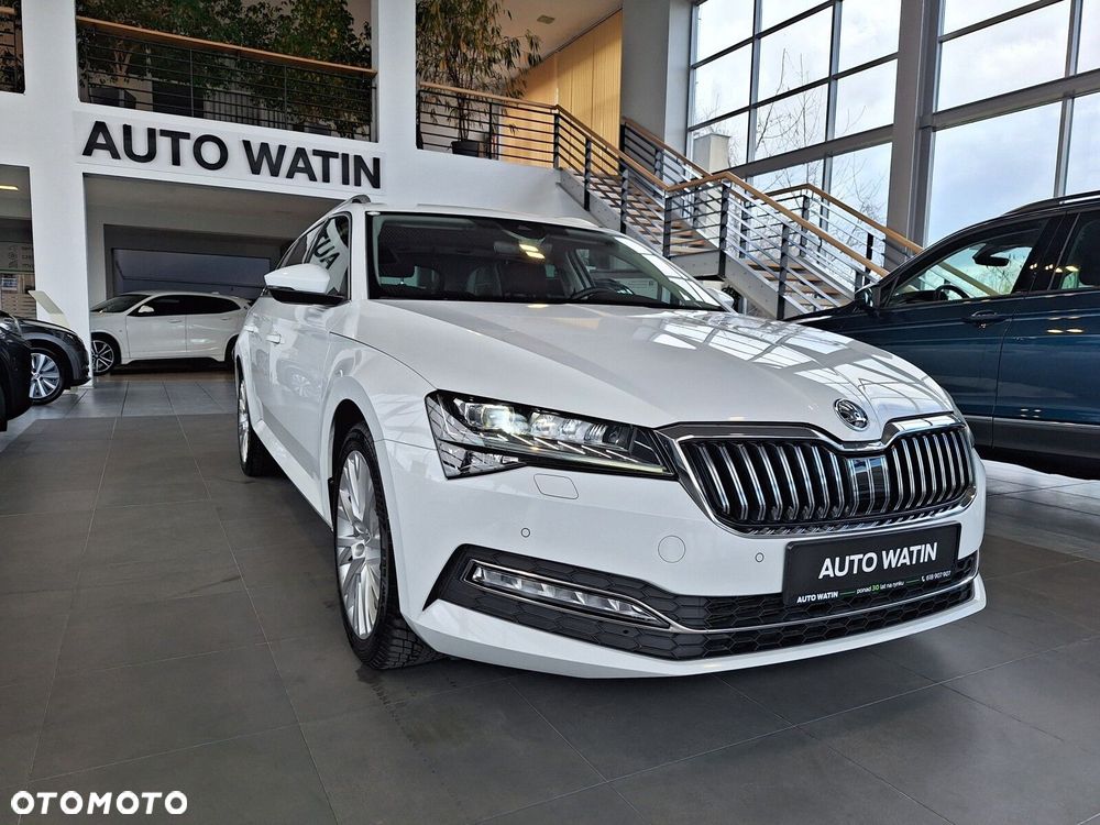 Skoda Superb 2.0 TDI SCR Style DSG - 4