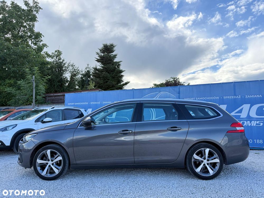 Peugeot 308 1.5 BlueHDi Allure S&S - 9