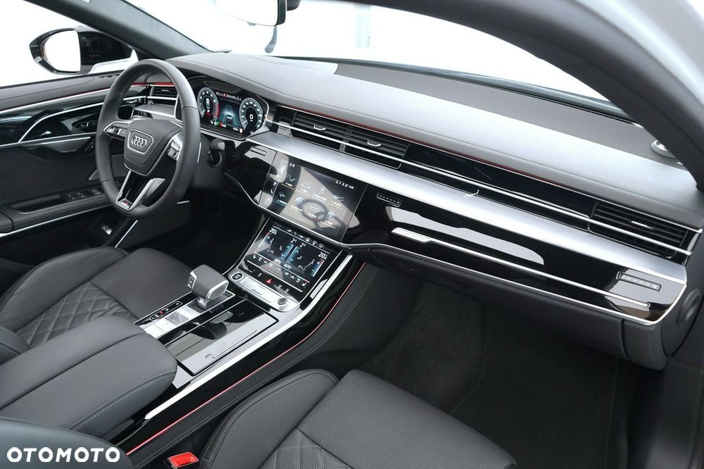 Audi A8 - 28