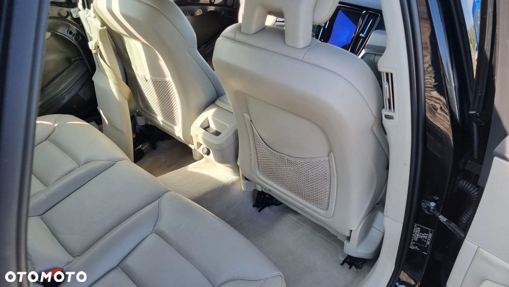 Volvo V90 D4 Geartronic Momentum Pro - 31