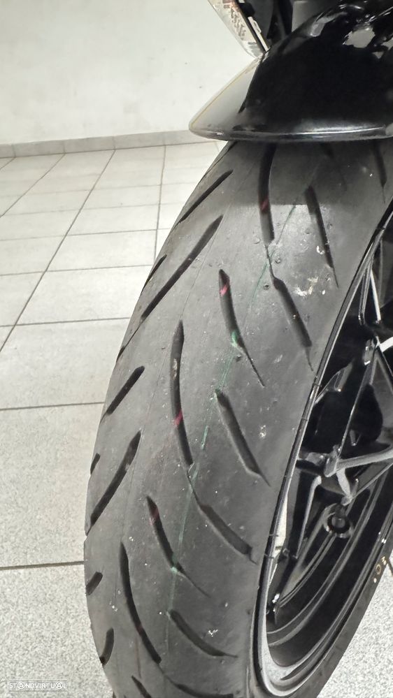 Kawasaki Ninja Abs - 10