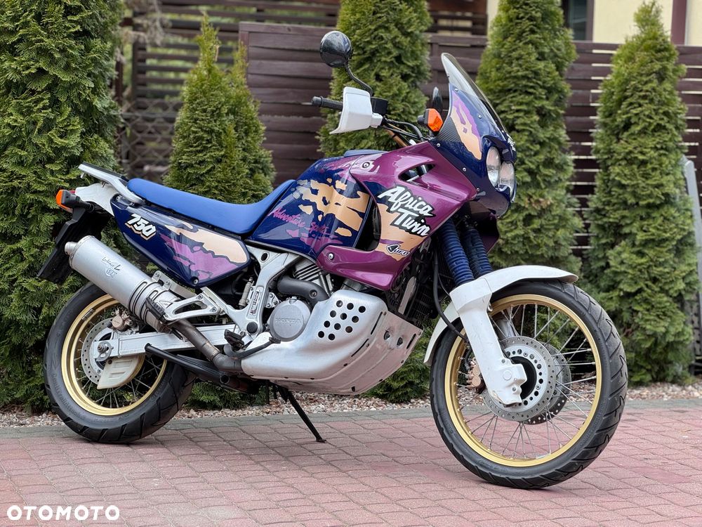 Honda XRV - 2