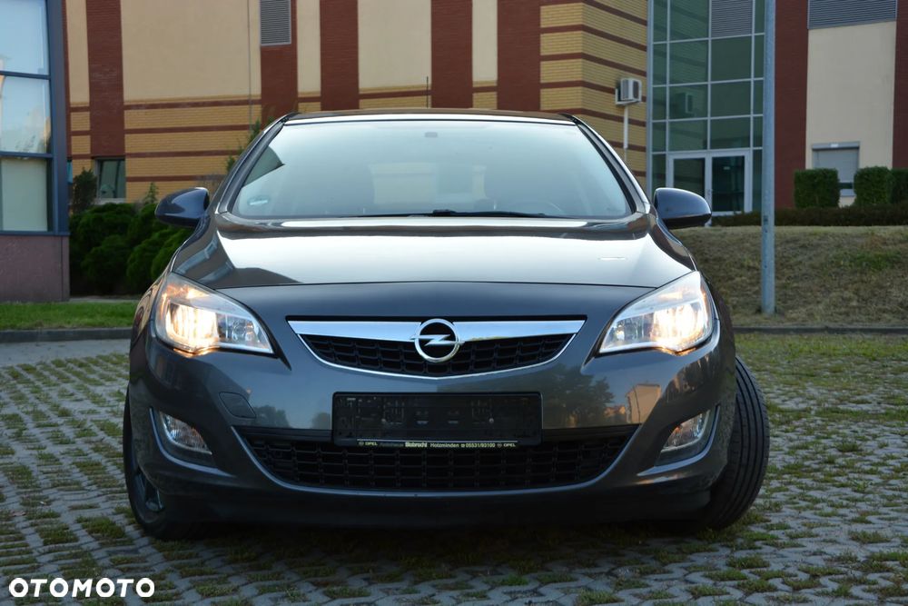 Opel Astra 1.6 Enjoy - 19
