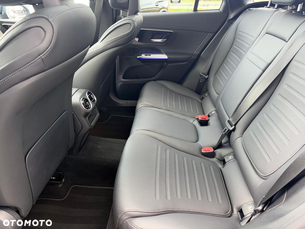 Mercedes-Benz GLC 200 mHEV 4-Matic AMG Line - 16