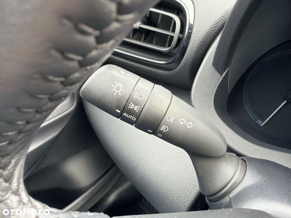 Toyota Yaris Cross Hybrid 1.5 Comfort - 18