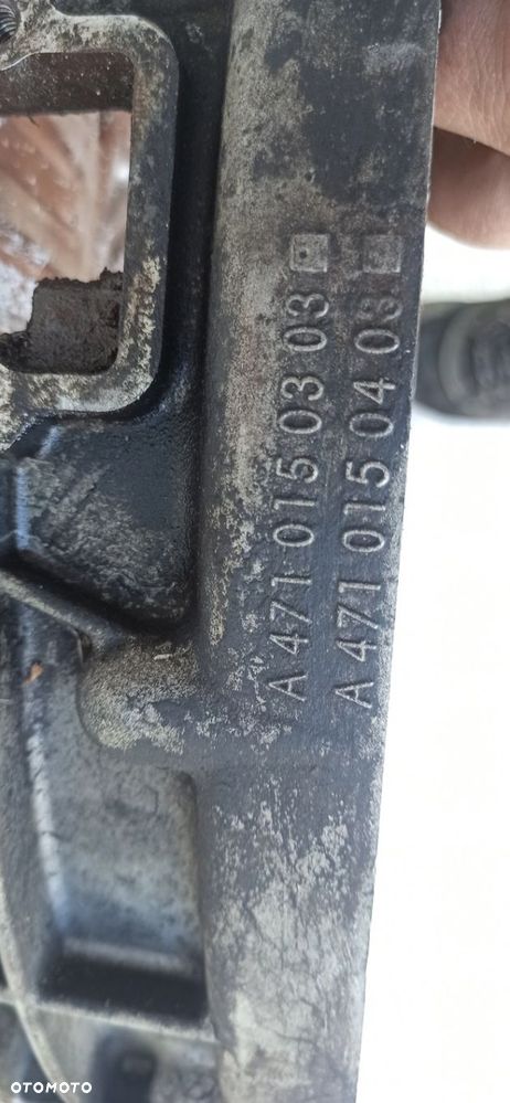 MERCEDES ACTROS MP4 obudowa rozrządu sprzęgła koła A4710150403 A4710150303 - 9
