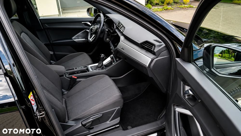 Audi Q3 35 TFSI S tronic - 9