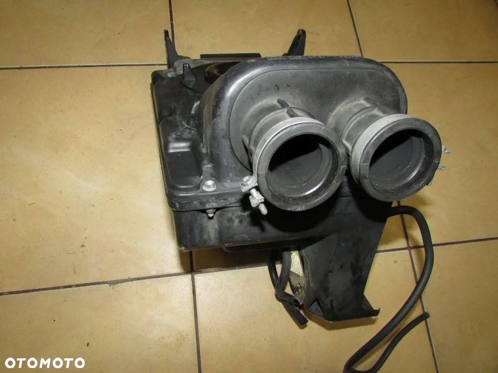 APRILIA PEGASO 650 i.e. 01-04 puszka filtra airbox - 2