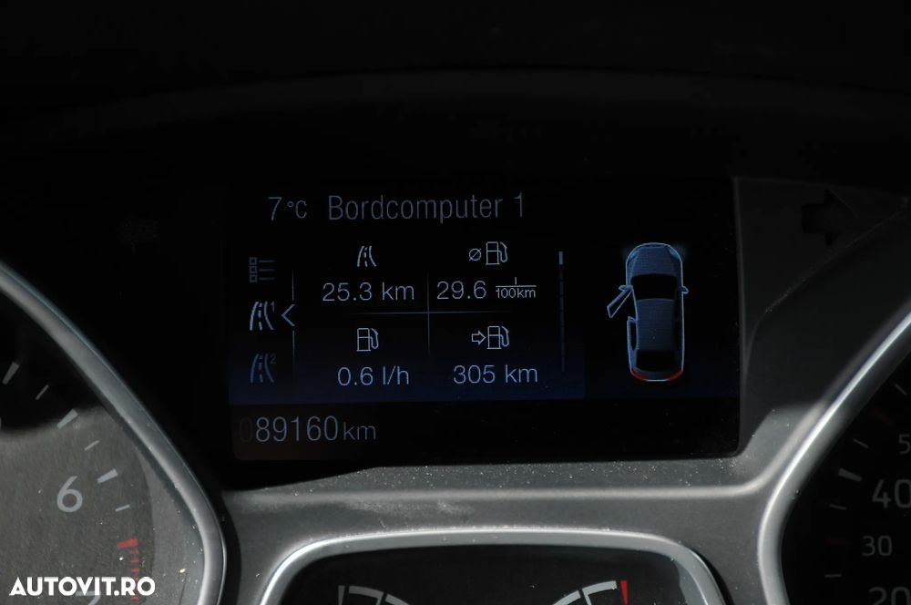 Ford Focus 1.0 EcoBoost Titanium - 21