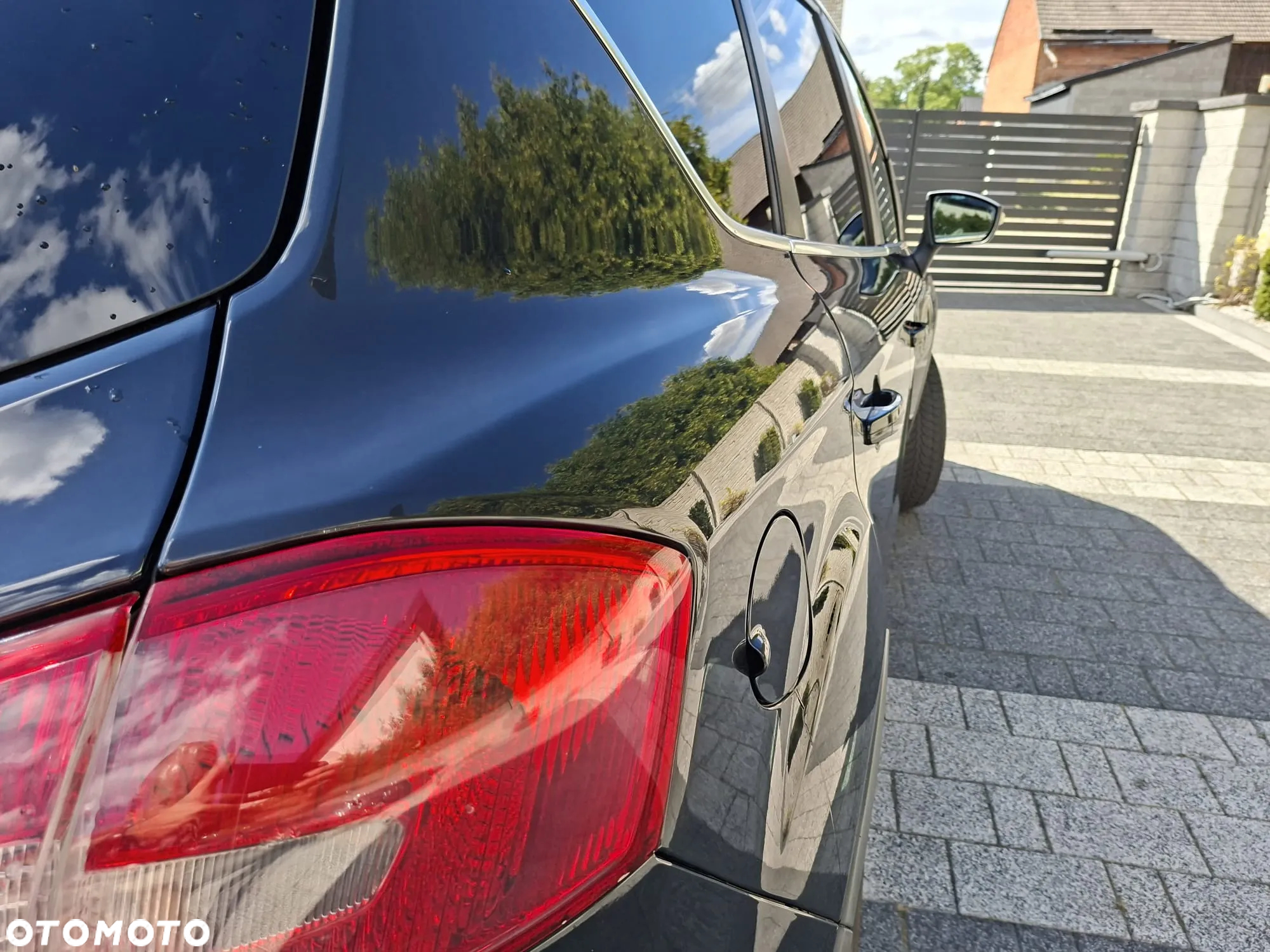 Ford Kuga 2.0 TDCi FWD Trend - 4