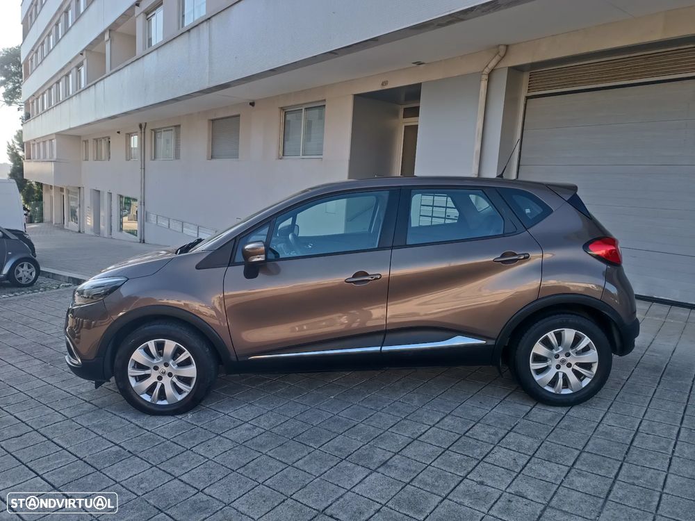 Renault Captur 0.9 TCE Exclusive - 6