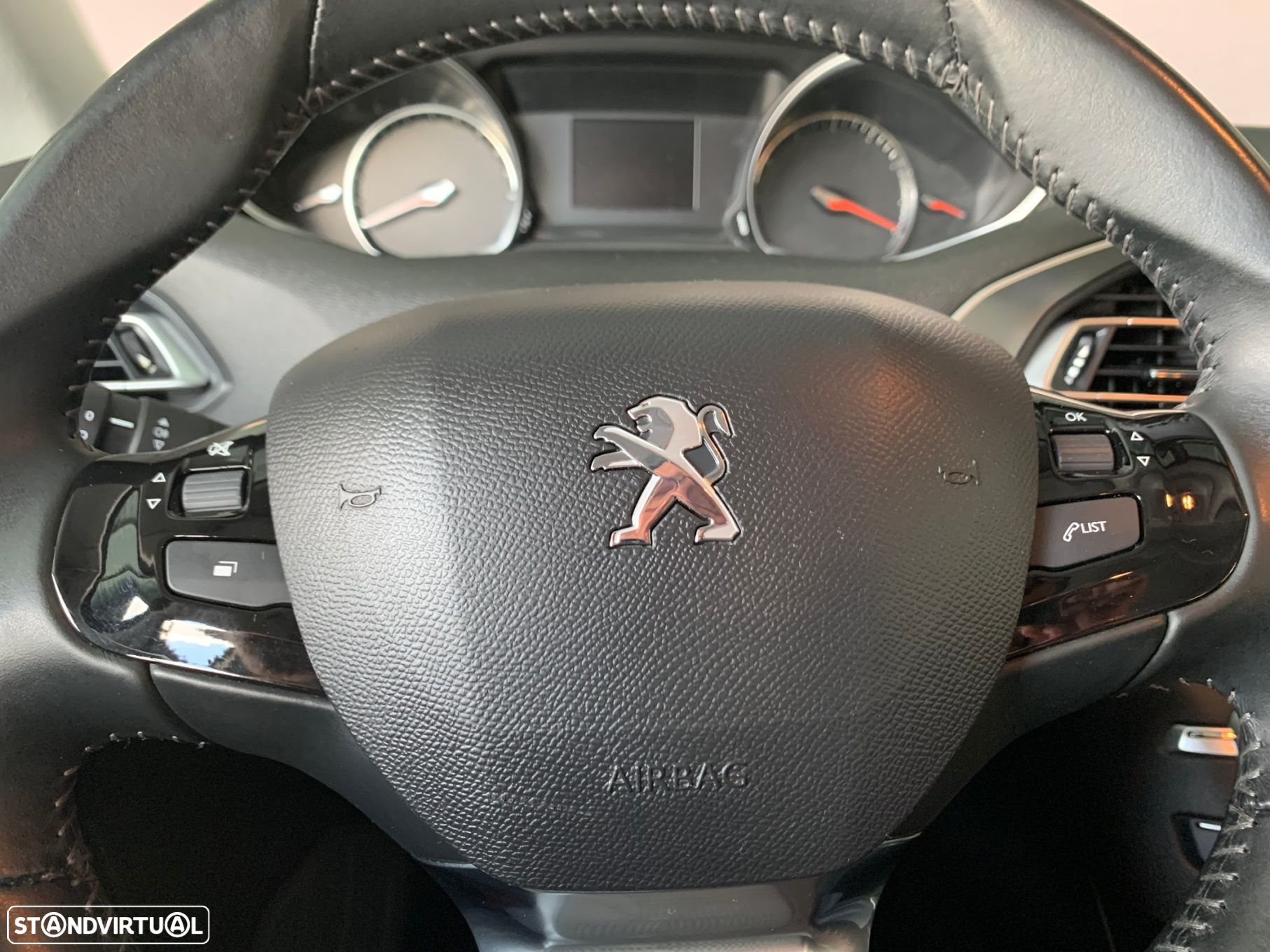 Peugeot 308 SW 1.2 PureTech Style - 18