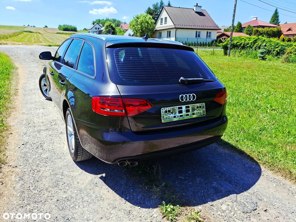 Audi A4 Avant 2.0 TDI DPF Ambiente - 5