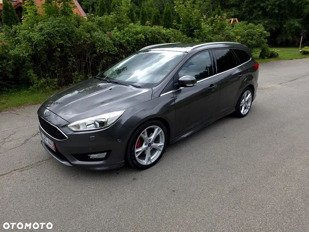 Ford Focus 1.5 EcoBoost Titanium ASS - 3
