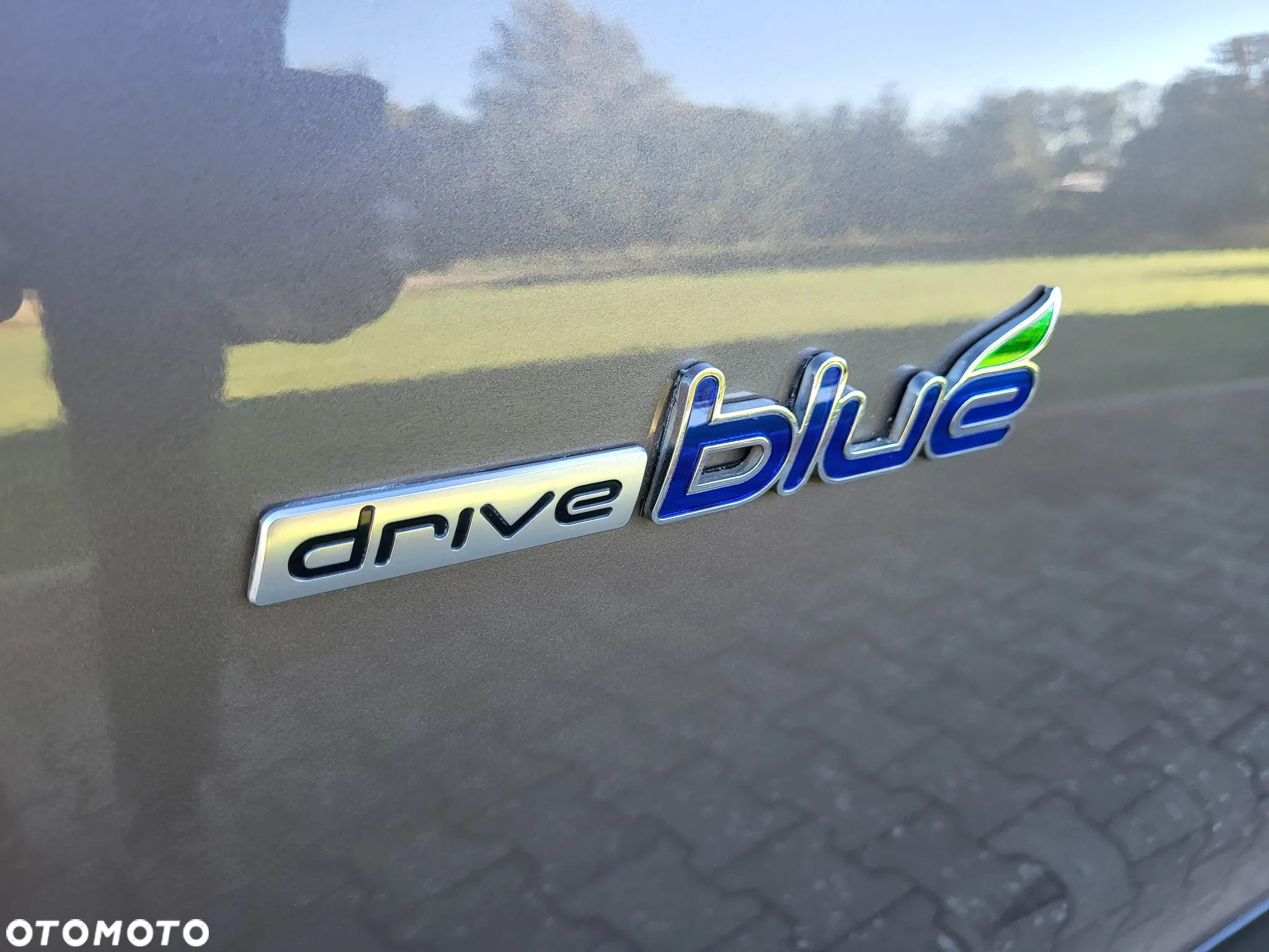 Hyundai ix35 blue 1.6 2WD Finale Gold - 16