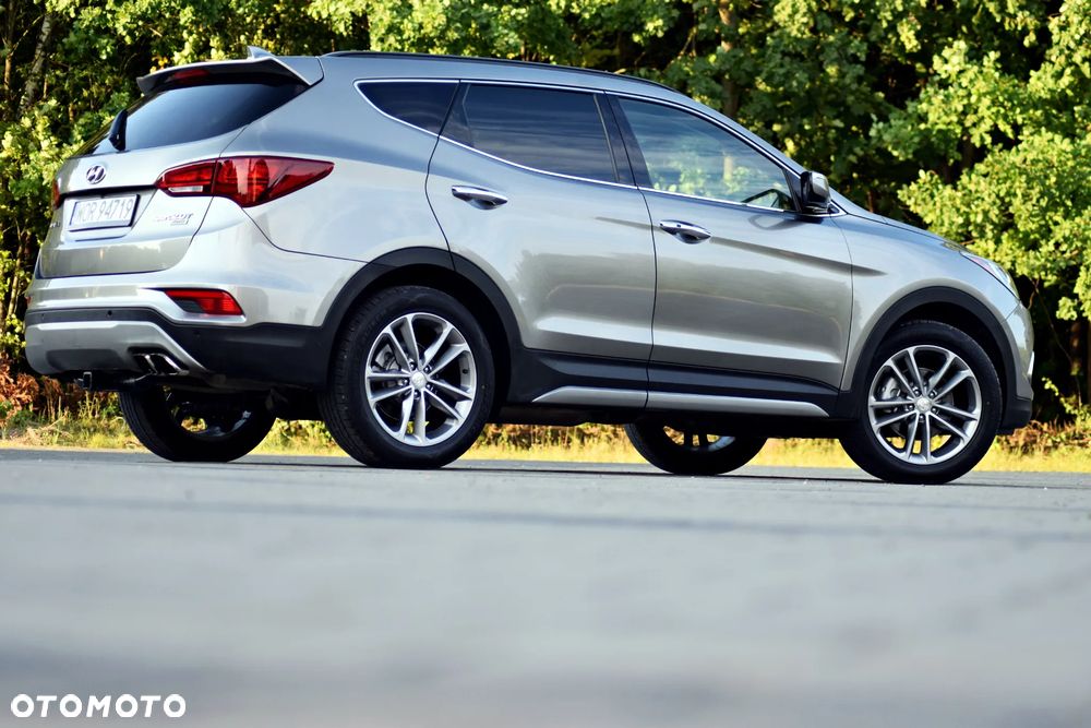 Hyundai Santa Fe 2.0 T Sport Utility - 2