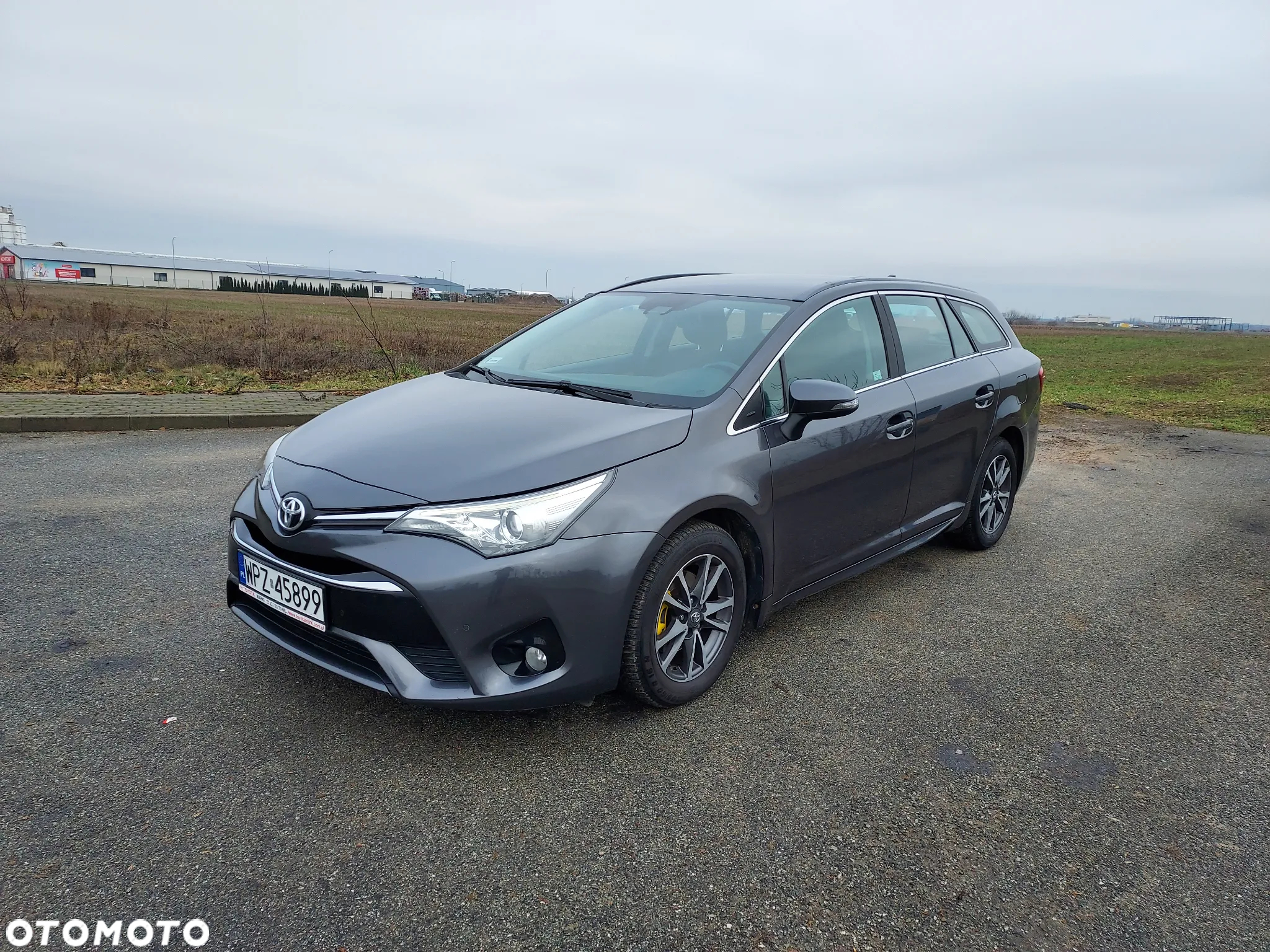 Toyota Avensis 2.0 Premium MS - 3