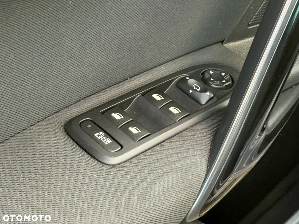 Peugeot 508 SW BlueHDi 180 EAT6 Stop&Start Allure - 23