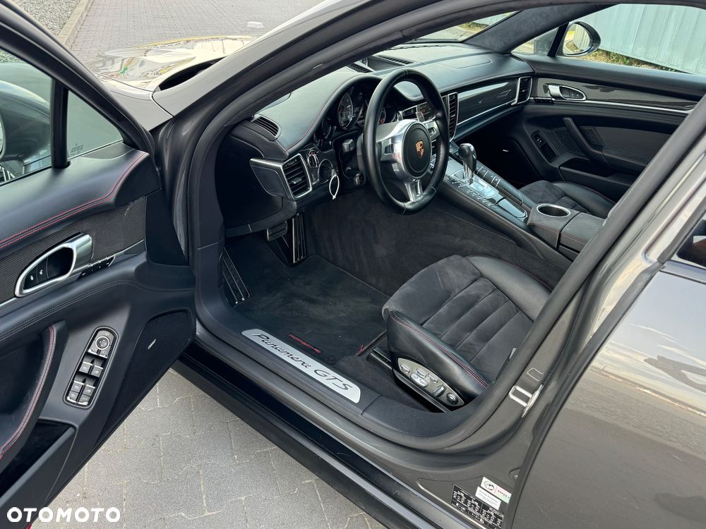 Porsche Panamera - 5