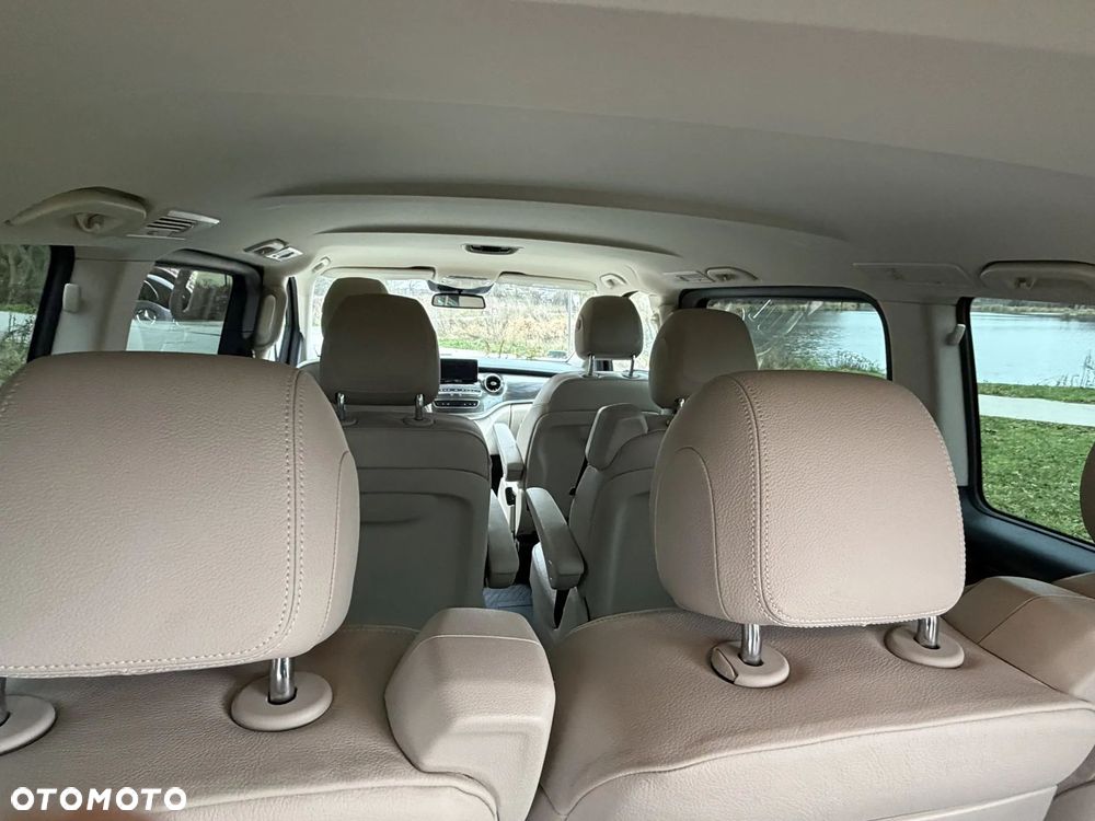 Mercedes-Benz Klasa V 250 d 4-Matic Avantgarde 9G-Tronic (d³ugi) - 14